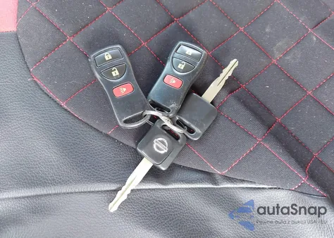 2010 Nissan Pathfinder S z USA, uszkodzony, nr VIN 5N1AR1NB2AC619060